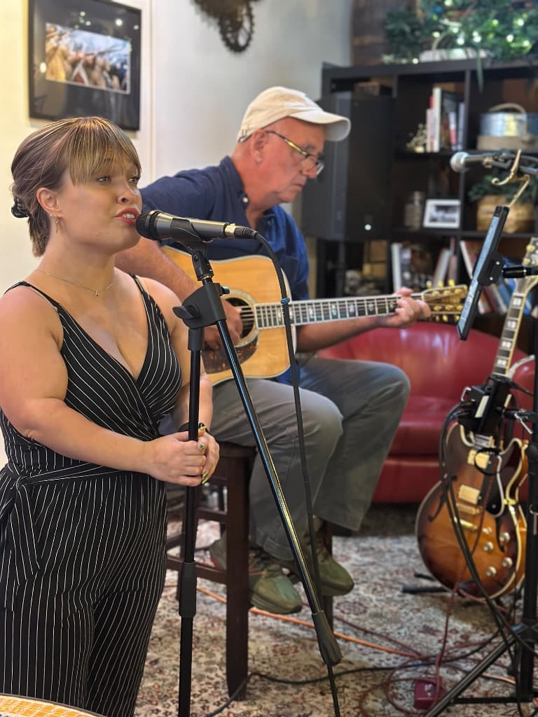 The Zach & Lyndsey Show Live Performances